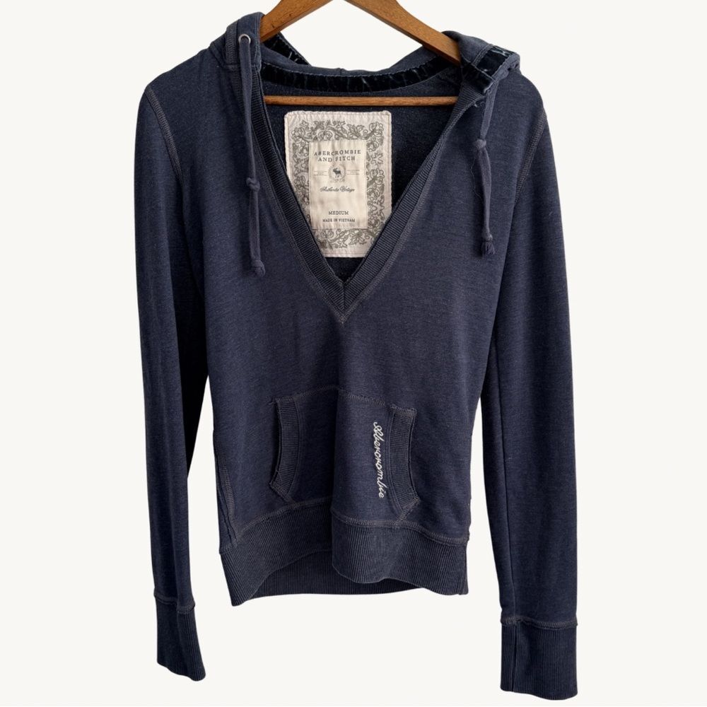 Vintage Y2K Abercrombie & Fitch Hoodie Women’s Medium Blue Velvet Trim Pullover